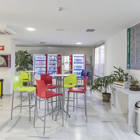 Hostal Inturjoven Granada